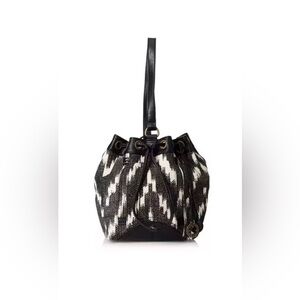 Lucky Brand Womens Bali Hai Sling Fabric Purse Black/White Geometric Pattern NWT